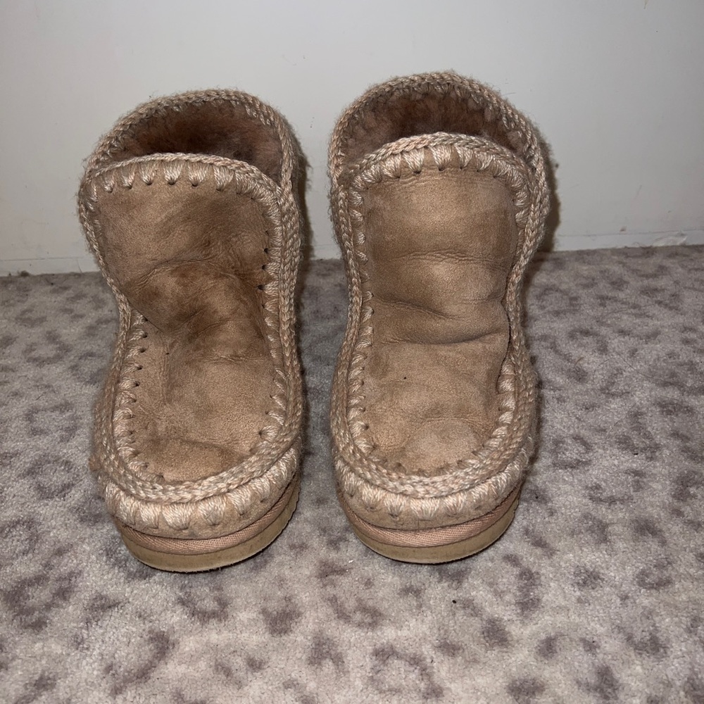 Mou boots, size 38, tan